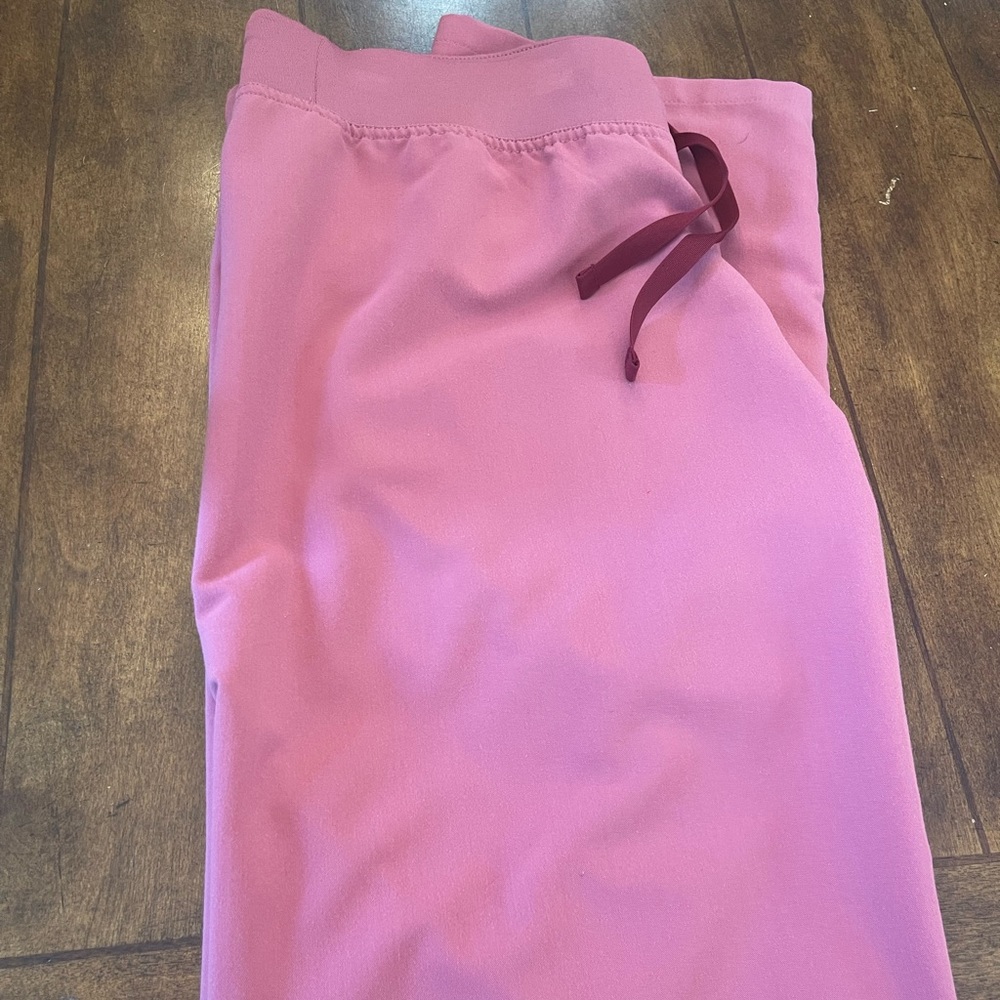 FIGS Quarts Livingston Tall Scrub Pants